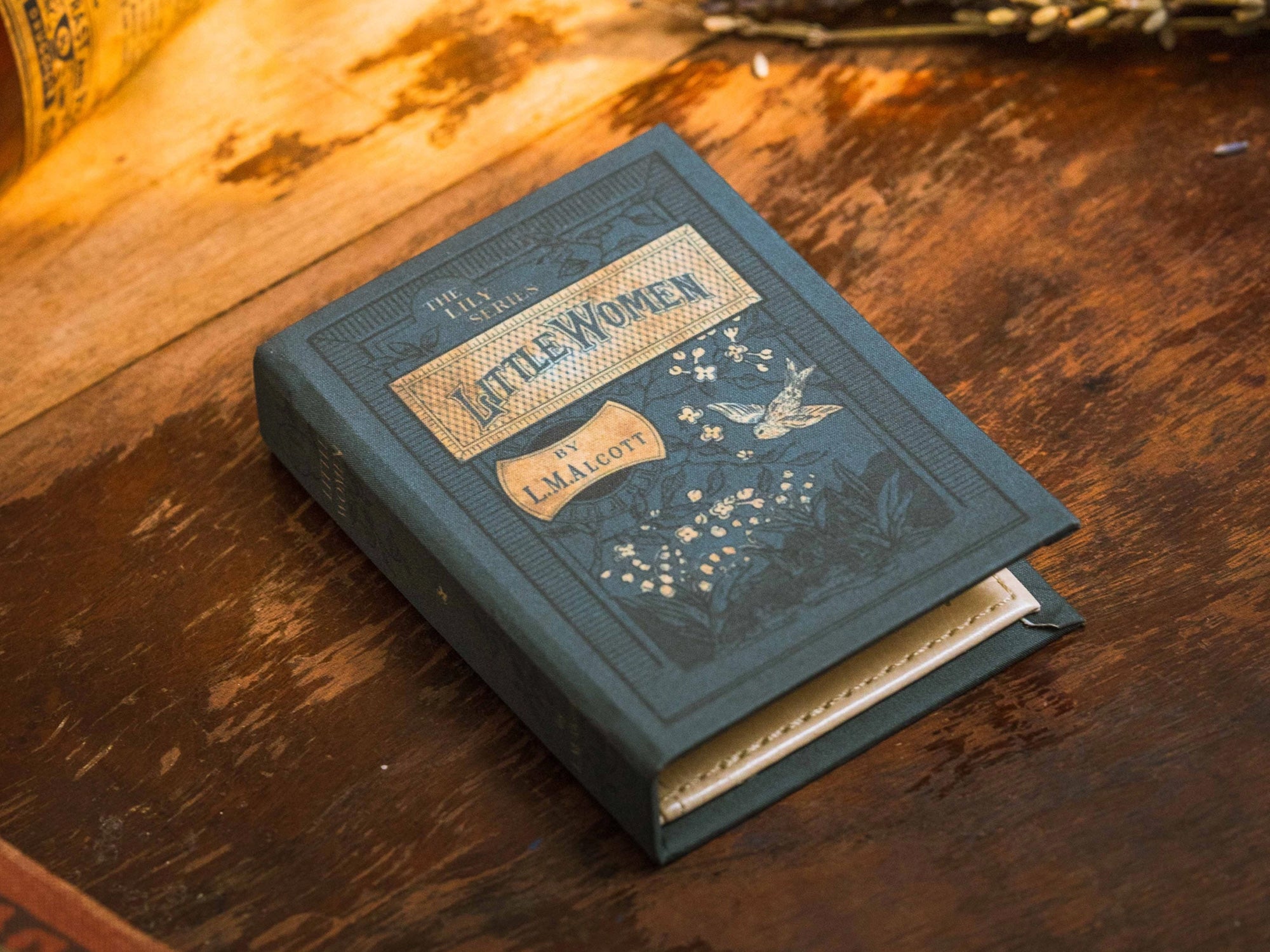 Little Women (Navy) Book Wallet