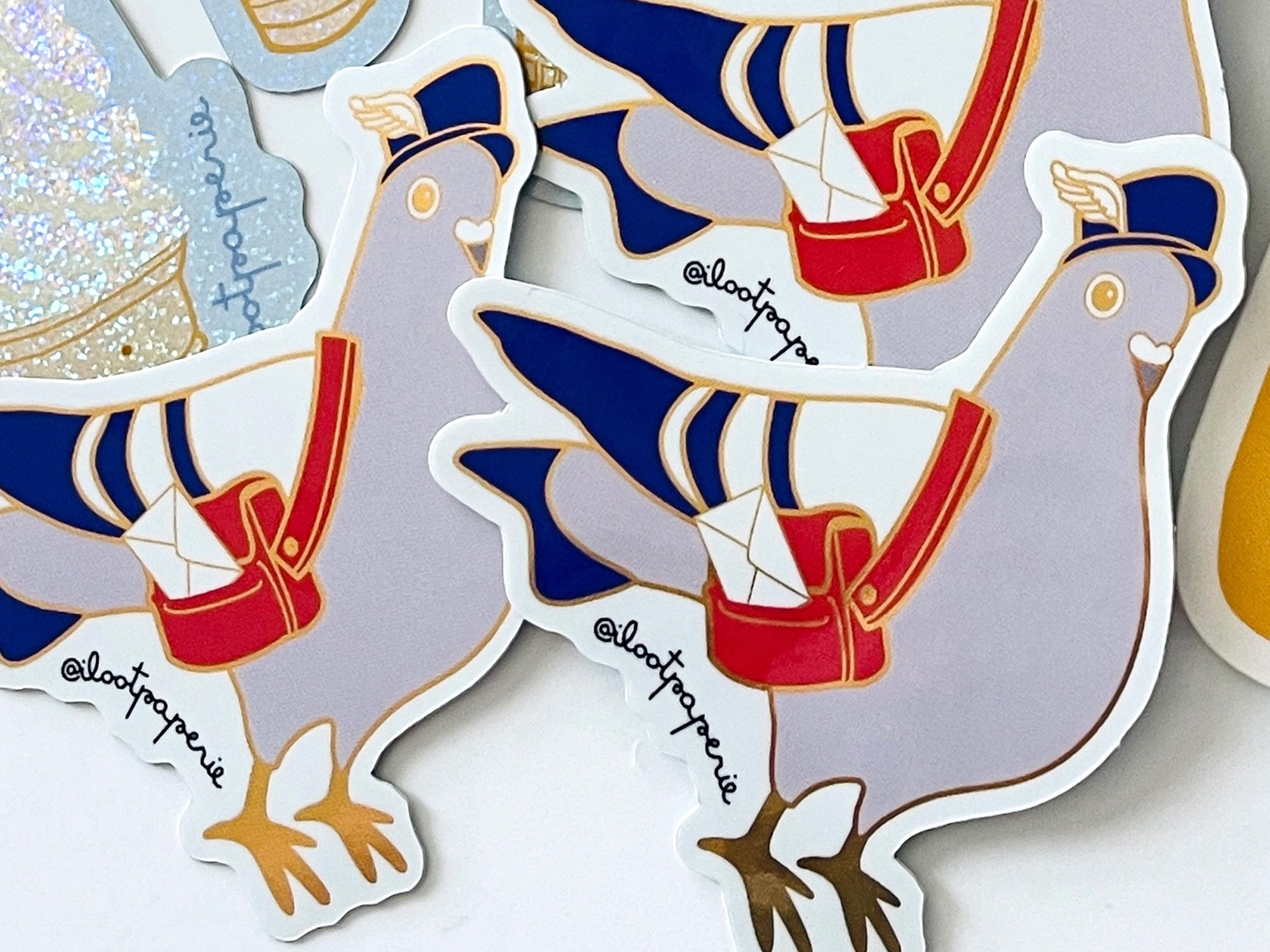 Par Pigeon Glossy Mirror Vinyl Sticker